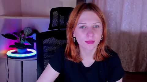 lyssan_xo online show from 12, 11, 2025