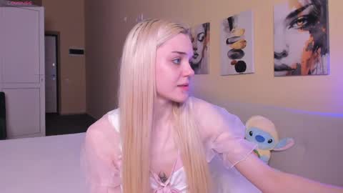 Snapshot of m1m1_angels chatting on 26, 5, 2026 Mimi GTM1 0200am-0945am Mon Tue Wed Thu Fri online show from 26, 5, 2026