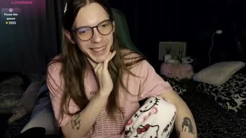 Snapshot of m1shq chatting on 19, 2, 2025 m1shq online show from 19, 2, 2025