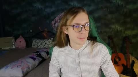 Snapshot of m1shq chatting on 26, 9, 2025 m1shq online show from 26, 9, 2025