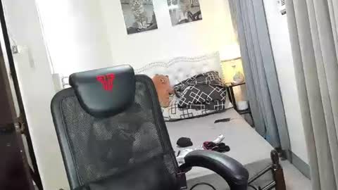 Snapshot of m1sspinay_yassie chatting on 19, 1, 2025 Cutie Yassie online show from 19, 1, 2025