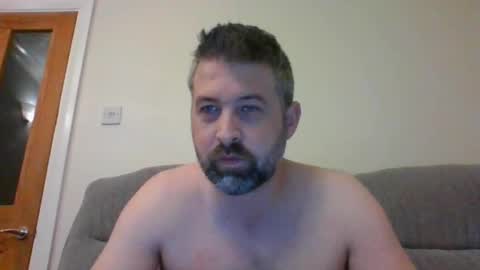 Snapshot of m5572 chatting on 27, 11, 2025 Mathew online show from 27, 11, 2025