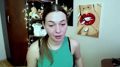 Vikki online show from 8, 3, 2025