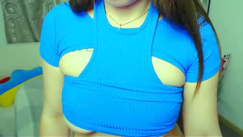 Snapshot of m_vikki chatting on 31, 5, 2026 Vikki online show from 31, 5, 2026