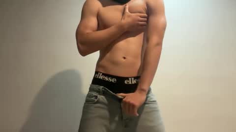 Snapshot of maann55 chatting on 6, 11, 2025 maann55 online show from 6, 11, 2025