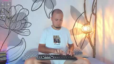 Snapshot of maax_taylor01 chatting on 18, 2, 2026 online show from 18, 2, 2026