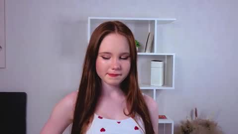 Holly online show from 5, 3, 2026