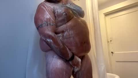 Macdaddy512 online show from 1, 10, 2025