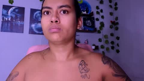 Macey Elliot Modelo Independiente online show from 14, 10, 2025