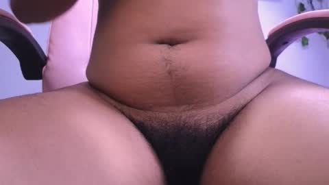 Macey Elliot Modelo Independiente online show from 31, 10, 2025