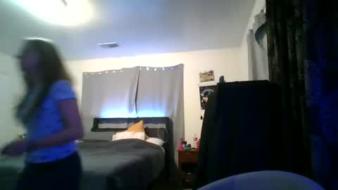 maceyloves online show from 23, 2, 2026