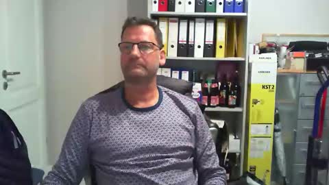 macfly67 online show from 22, 12, 2025