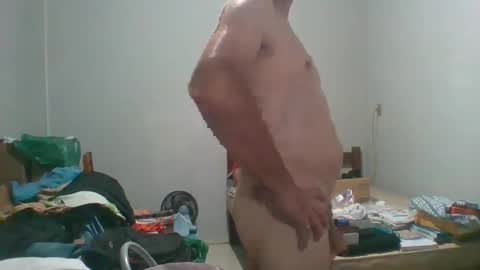 Snapshot of machoalex chatting on 27, 2, 2025 MACHOLIVRE online show from 27, 2, 2025