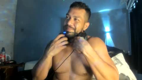 Snapshot of machohandsome chatting on 29, 4, 2026 Javier papichulo master how do you want online show from 29, 4, 2026