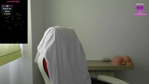 Snapshot of machohiberiko chatting on 20, 5, 2026 Jota online show from 20, 5, 2026
