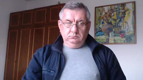 Snapshot of machomale3 chatting on 12, 2, 2025 Macho online show from 12, 2, 2025