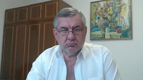 Snapshot of machomale3 chatting on 30, 11, 2025 Macho online show from 30, 11, 2025