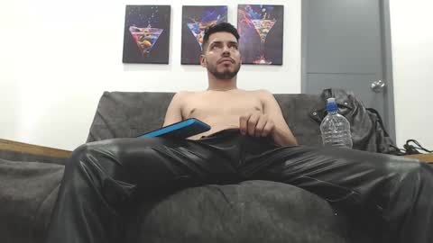 instagram mackdanielsx online show from 11, 2, 2026