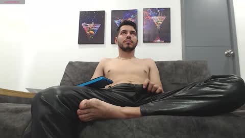 instagram mackdanielsx online show from 18, 2, 2026