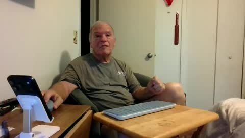 Snapshot of mackdocc001 chatting on 18, 6, 2026 mackdocc001 online show from 18, 6, 2026
