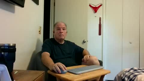 Snapshot of mackdocc001 chatting on 20, 6, 2026 mackdocc001 online show from 20, 6, 2026