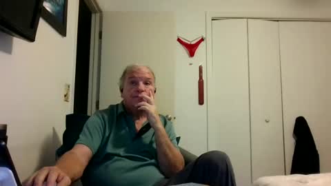Snapshot of mackdocc001 chatting on 25, 6, 2026 mackdocc001 online show from 25, 6, 2026
