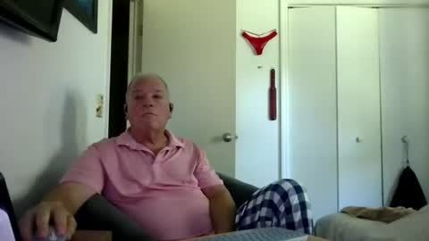 Snapshot of mackdocc001 chatting on 8, 7, 2026 mackdocc001 online show from 8, 7, 2026
