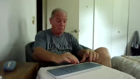 Snapshot of mackdocc001 chatting on 27, 7, 2026 mackdocc001 online show from 27, 7, 2026
