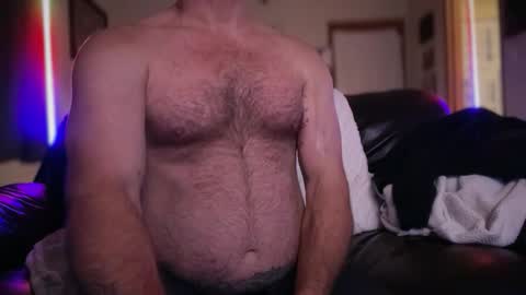 Snapshot of mackincaliallday chatting on 29, 10, 2025 MackinCaliAllDay online show from 29, 10, 2025