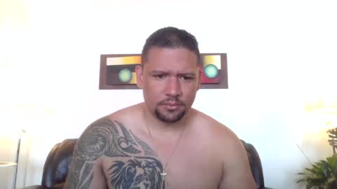 Snapshot of macuio2 chatting on 15, 7, 2026 macuio2 online show from 15, 7, 2026