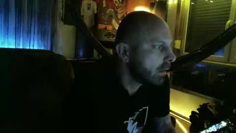 Snapshot of mad_dem0n chatting on 1, 3, 2025 Manuel online show from 1, 3, 2025