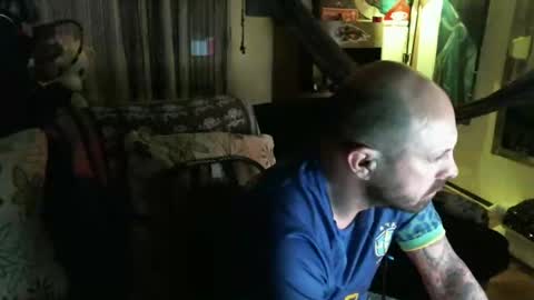 Snapshot of mad_dem0n chatting on 10, 3, 2025 Manuel online show from 10, 3, 2025