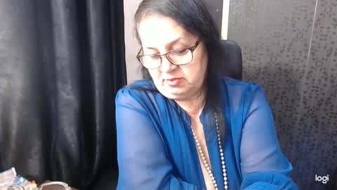 Snapshot of madam_sanjanne chatting on 22, 11, 2025 Madam Sanjanne online show from 22, 11, 2025