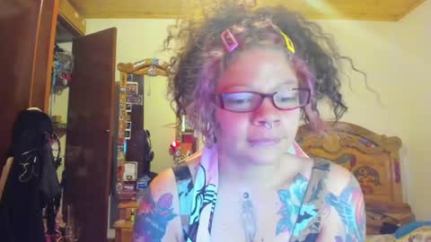 Snapshot of madam_sativa chatting on 8, 2, 2025 di online show from 8, 2, 2025