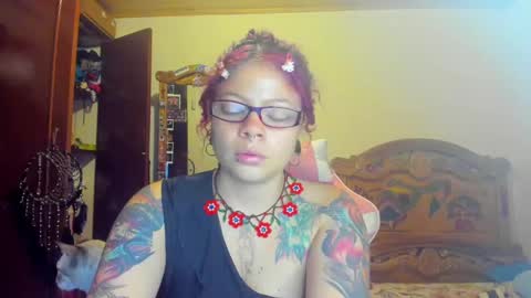 Snapshot of madam_sativa chatting on 17, 2, 2025 di online show from 17, 2, 2025