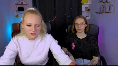 Snapshot of madam_ulis chatting on 15, 10, 2025 Ulis online show from 15, 10, 2025