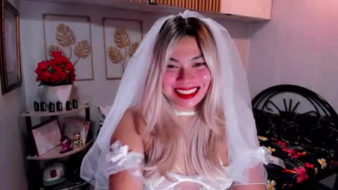 Snapshot of madame_ivy chatting on 29, 10, 2025 Ivy online show from 29, 10, 2025