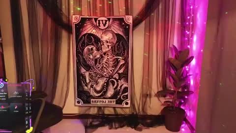 Madame La online show from 10, 5, 2026