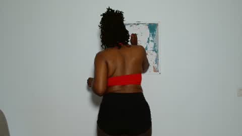 YourMadamIndigo online show from 16, 4, 2026