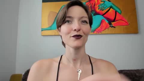 Snapshot of madammezusa chatting on 10, 1, 2025 Madam Mezusa online show from 10, 1, 2025