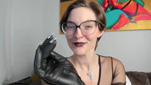 Snapshot of madammezusa chatting on 15, 1, 2025 Madam Mezusa online show from 15, 1, 2025