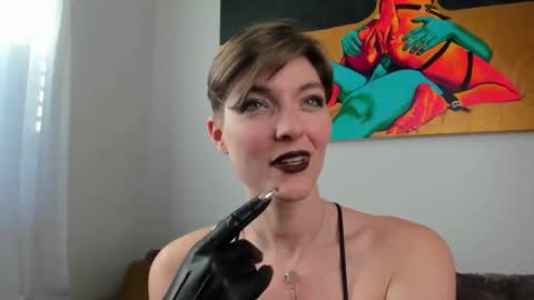 Snapshot of madammezusa chatting on 3, 2, 2025 Madam Mezusa online show from 3, 2, 2025