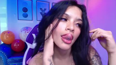 Snapshot of maddie_t18 chatting on 16, 5, 2026 maddie_t18 online show from 16, 5, 2026