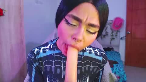 maddiie and clyde online show from 30, 9, 2025