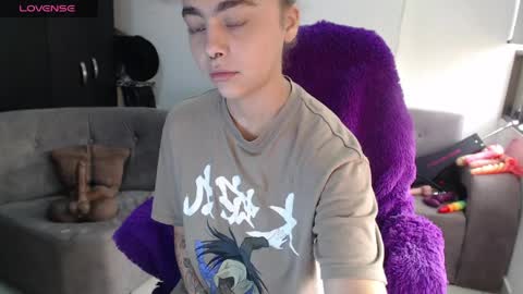 maddiie and clyde online show from 31, 3, 2026