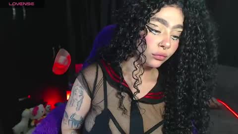 Snapshot of maddiie_and_clyde chatting on 16, 5, 2026 maddiie and clyde online show from 16, 5, 2026