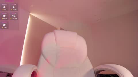 Snapshot of maddisonlowe chatting on 16, 2, 2025 Maddison online show from 16, 2, 2025