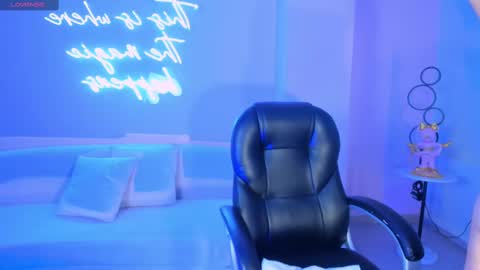 Snapshot of maddisonlowe chatting on 2, 3, 2025 Maddison online show from 2, 3, 2025