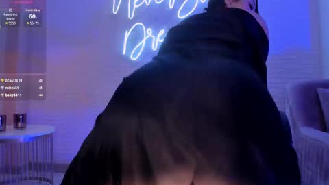 Snapshot of maddisonlowe chatting on 11, 3, 2025 Maddison online show from 11, 3, 2025