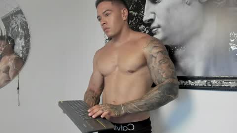 Snapshot of maddox_santana chatting on 8, 2, 2025 Maddox Santana online show from 8, 2, 2025